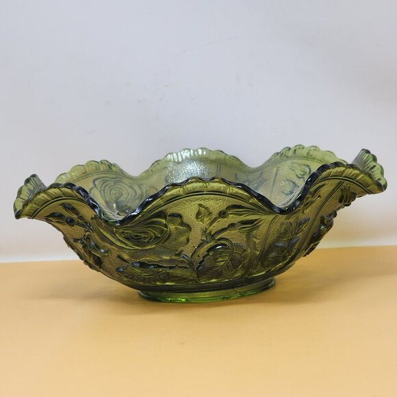 Vintag Green Carnival Style Pressed Glass Rose Pattern Crimped Bowl - Picture 4 of 9